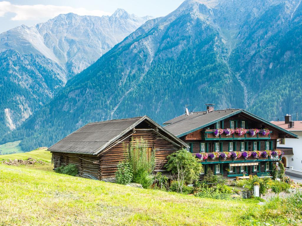 Apartmán Altes Holzhaus Sölden Exteriér fotografie