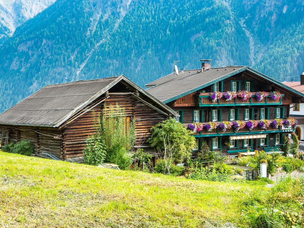 Apartmán Altes Holzhaus Sölden Exteriér fotografie